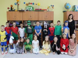 b_1024_768_0_00_images_2023_2024_WYDARZENIA_Choinka_418275977_840200834574533_2985722390539861059_n